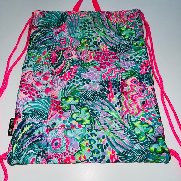Lilly Pulitzer Quilted Drawstring Backpack Banana Split Pattern NEW WITHOUT TAGS